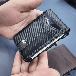 Cotitoc™ Minimalist Wallet - Maximum Capacity. Minimal Footprint.