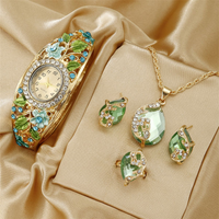 Green Leaf Vintage Bangle Watch Set