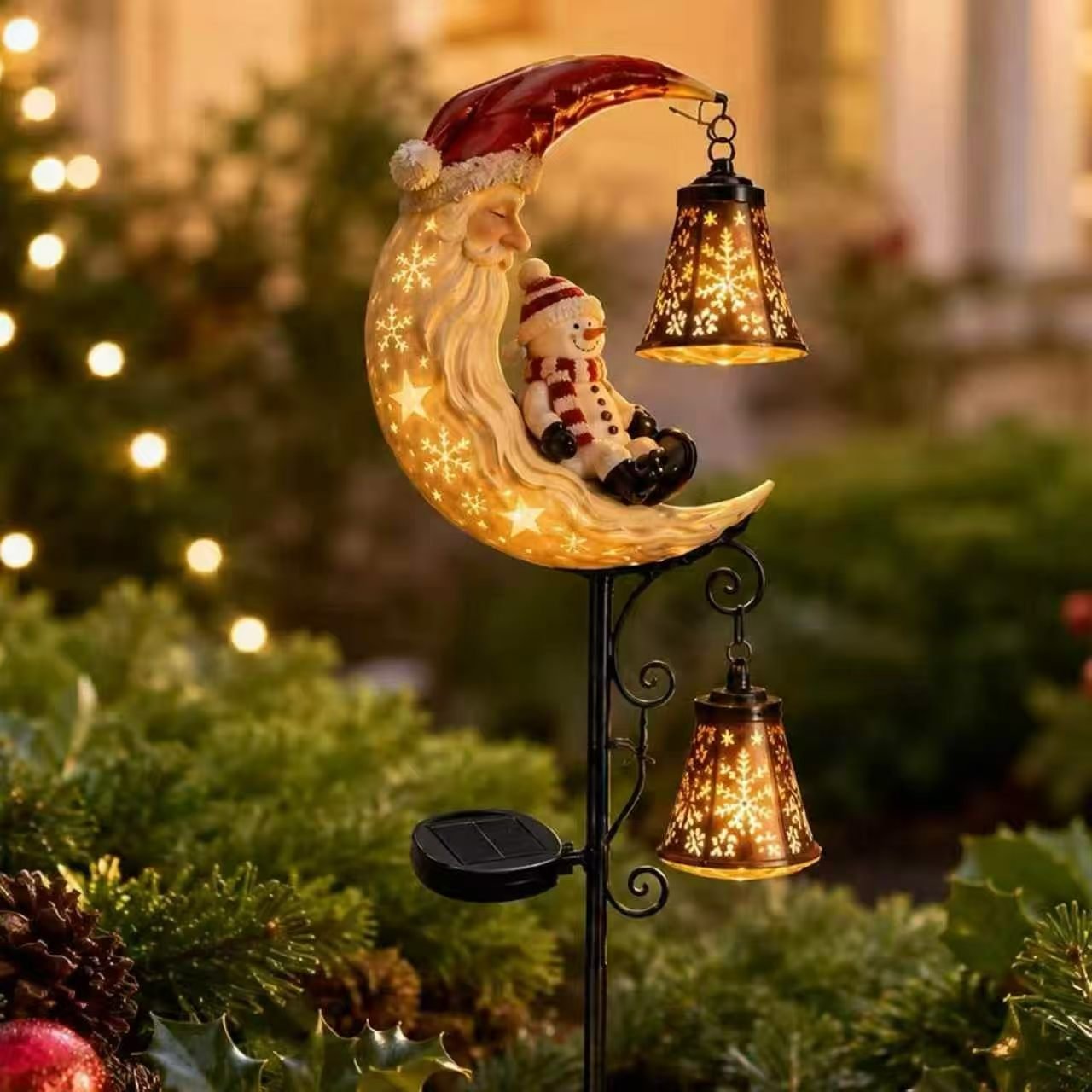 Santa’s Moonlight Lantern Solar Garden Stake