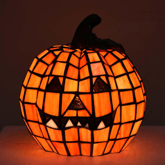 Une lueur de citrouille vintage et chaleureuse pour votre maison d'Halloween