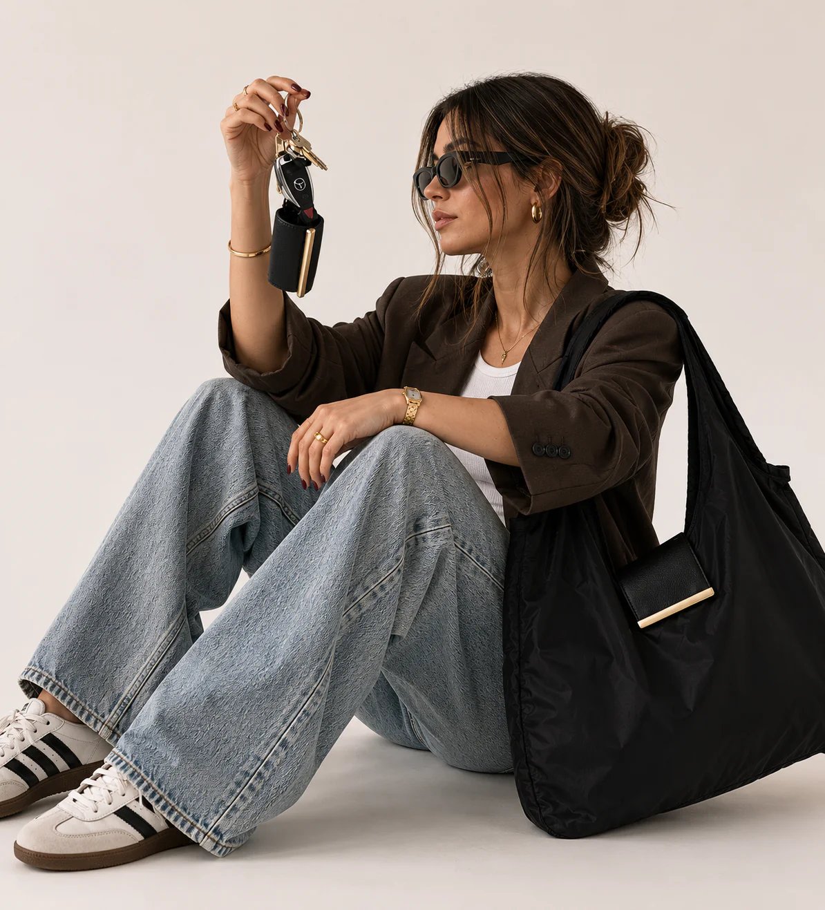 Transformable Bag – Stylish Vegan Leather Tote & Keychain Charm