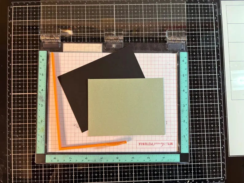Ensemble de guides d'alignement pour travaux manuels en papier avec étui