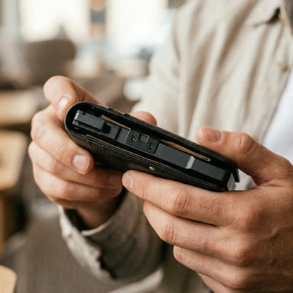 Cotitoc™ Minimalist Wallet - Maximum Capacity. Minimal Footprint.