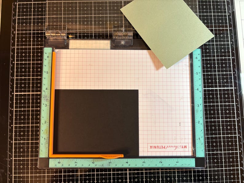 Ensemble de guides d'alignement pour travaux manuels en papier avec étui