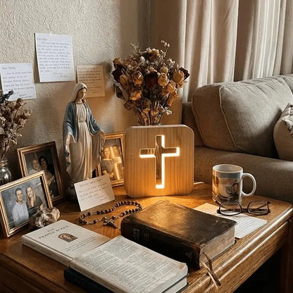 Lumen - Wooden Cross Lamp